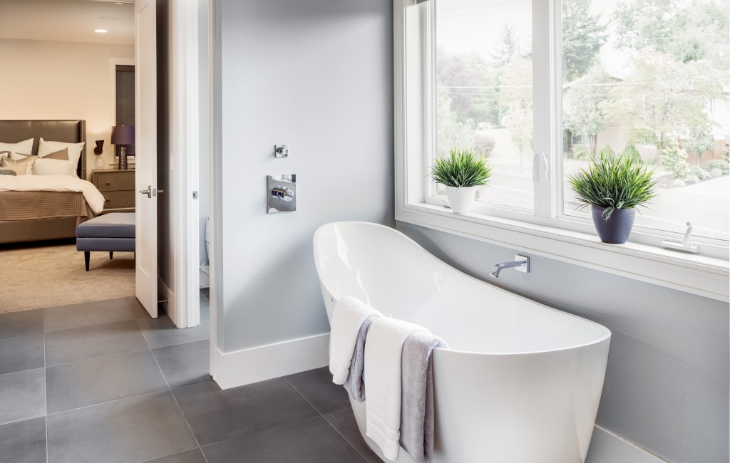 Pastelowa łazienka w nowoczesnym stylu – nowa odsłona delikatnych barw we wnętrzach